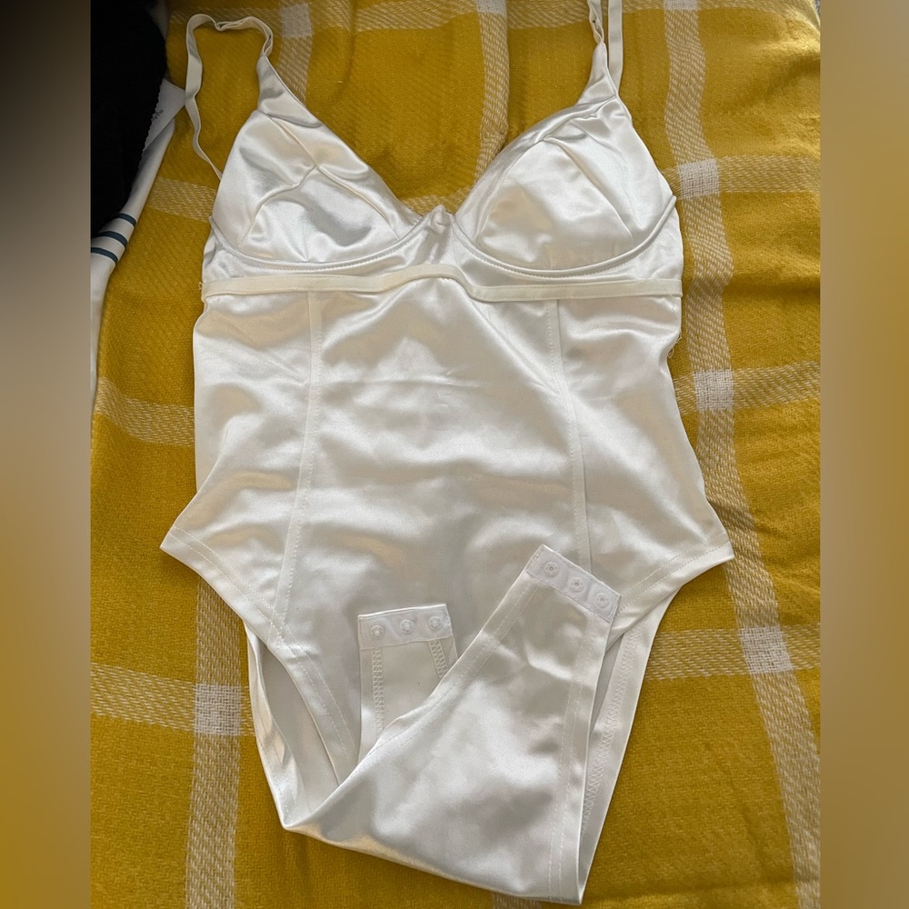 White sexy v neck bodysuit